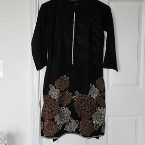 Pakistani Kameez Shalwar